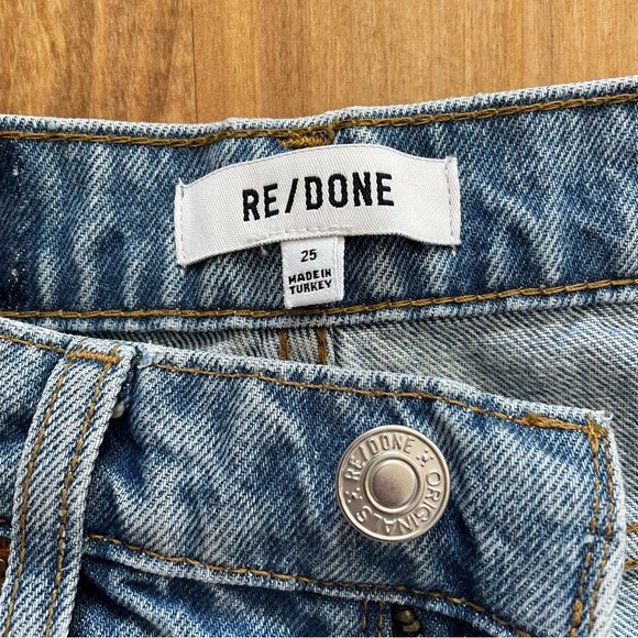 Re/Done 70s Straight Destroyed Sunfaded Indigo Jeans Size 25 - Picture 10 of 12